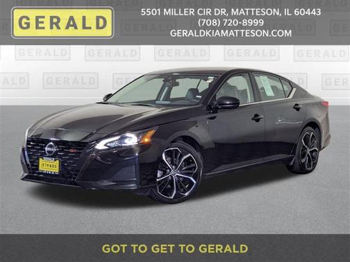 2023 Nissan Altima SR FWD