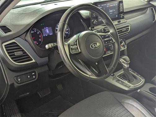 2021 Kia Seltos S