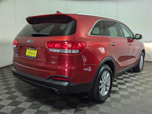 2018 Kia Sorento LX