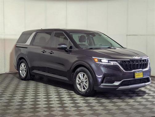 2022 Kia Carnival LXS