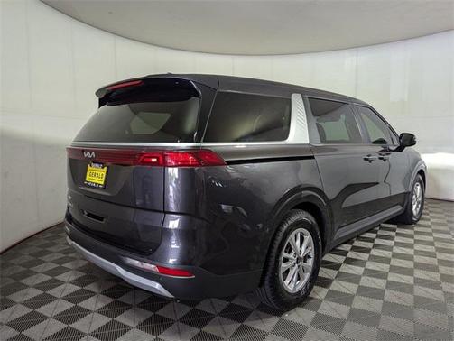 2022 Kia Carnival LXS