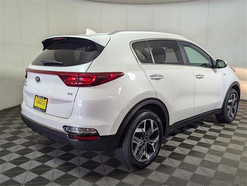 2020 Kia Sportage EX