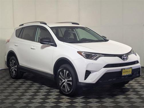 2016 Toyota RAV4 LE