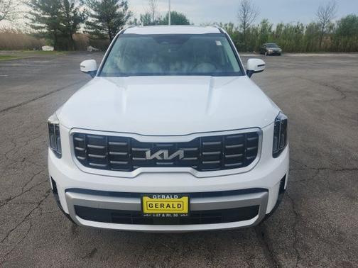 Glacial White Pearl 2025 Kia Telluride S