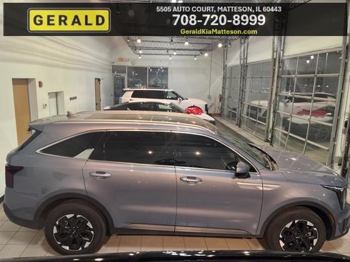 2024 Kia Sorento S