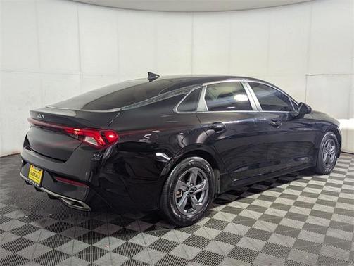 2024 Kia K5 LXS