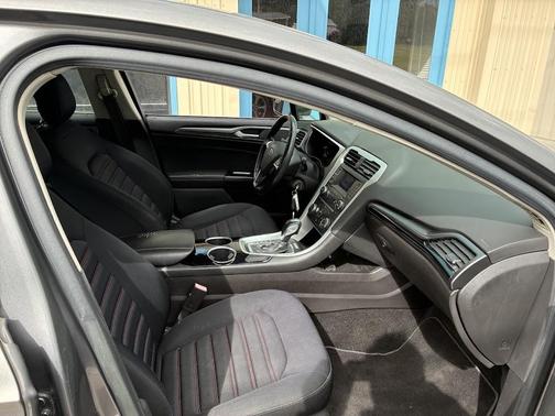 Sterling Gray 2013 Ford Fusion SE