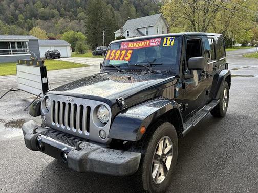 Black Clearcoat 2017 Jeep Wrangler Unlimited Sahara