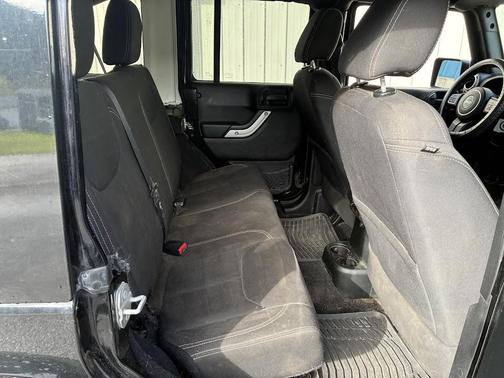 Black Clearcoat 2017 Jeep Wrangler Unlimited Sahara