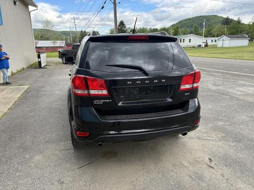 Brilliant Black Crystal Pearlcoat 2012 Dodge Journey SXT