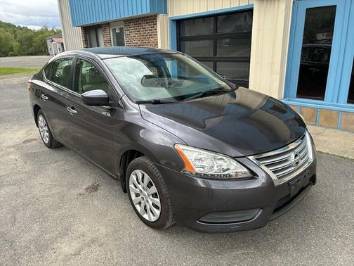 Gray 2014 Nissan Sentra SV