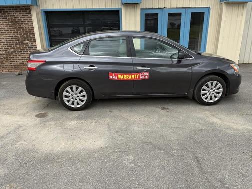 Gray 2014 Nissan Sentra SV