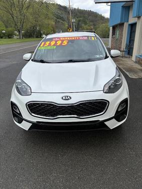 WHITE 2021 Kia Sportage LX