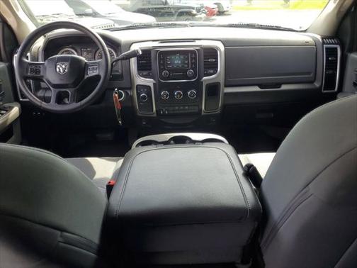 2018 RAM 2500 SLT Crew Cab 4x4 6'4' Box