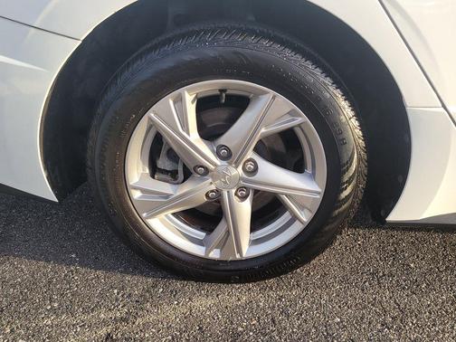 2020 Hyundai SONATA SE