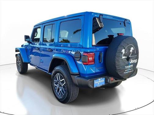 2025 Jeep Wrangler 4-Door Sahara 4x4
