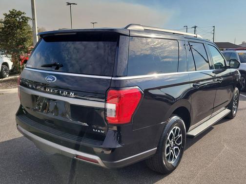 2024 Ford Expedition Max XLT