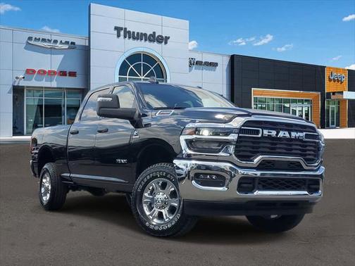 2025 RAM 2500 Big Horn Crew Cab 4x4 6'4' Box
