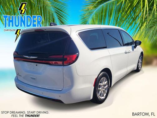 Bright White Clearcoat 2024 Chrysler Pacifica Touring L