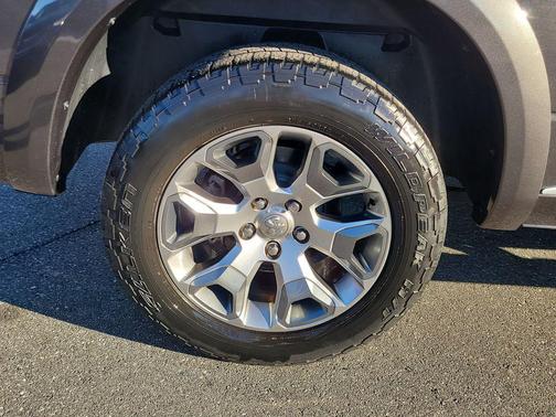 2018 RAM 1500 Limited Crew Cab 4x4 5'7' Box