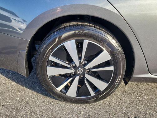 2019 Nissan Altima 2.5 SV