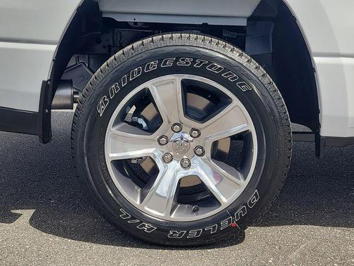 Bright White Clearcoat 2026 RAM 1500 Express