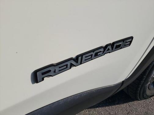 2017 Jeep Renegade Altitude