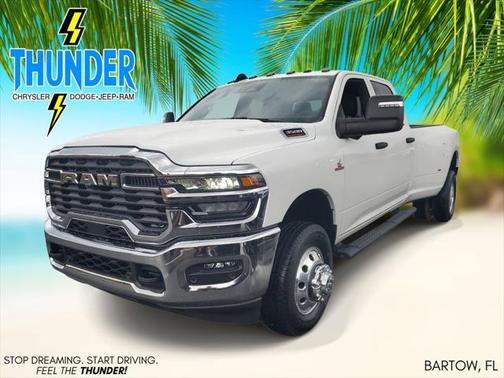 2025 RAM 3500 Tradesman Crew Cab 4x4 8' Box