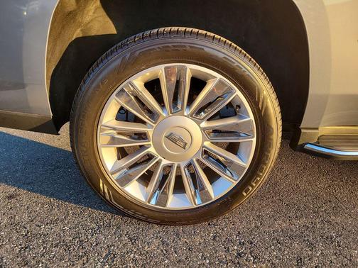 2016 Cadillac Escalade Platinum