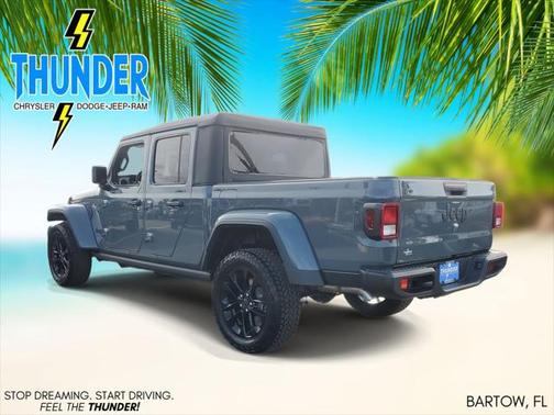 2025 Jeep Gladiator Nighthawk