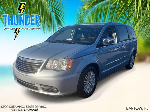 2013 Chrysler Town & Country Limited
