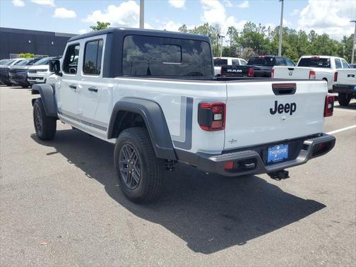 2025 Jeep Gladiator Sport S