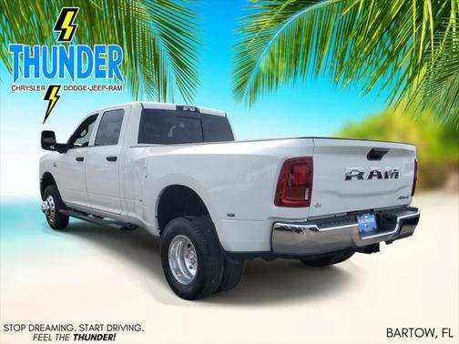 2025 RAM 3500 Tradesman Crew Cab 4x4 8' Box