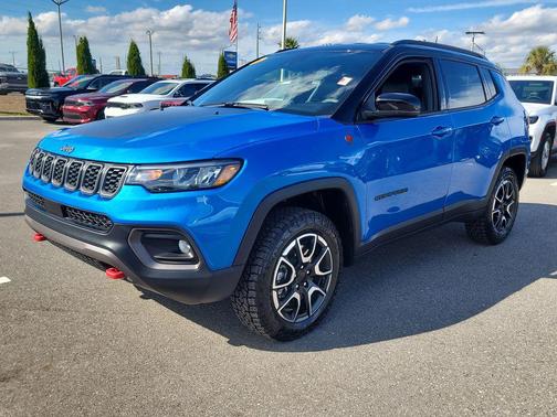 2024 Jeep Compass Trailhawk