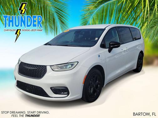 Bright White Clearcoat 2024 Chrysler Pacifica Hybrid S Appearance Pkg