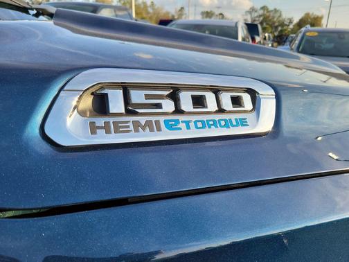 2024 RAM 1500 Big Horn/Lone Star