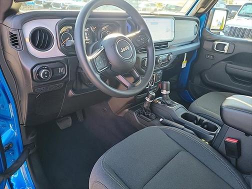 2025 Jeep Gladiator Nighthawk