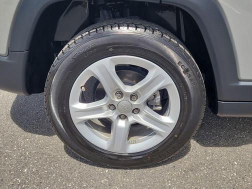 2023 Jeep Compass Sport