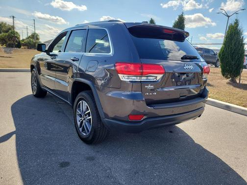 2019 Jeep Grand Cherokee Laredo