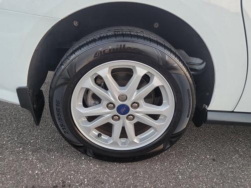 2022 Ford Transit Connect XLT w/Rear Liftgate