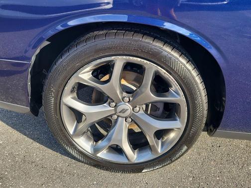 2017 Dodge Challenger SXT