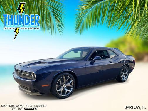2017 Dodge Challenger SXT