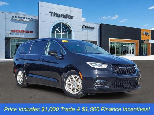 2023 Chrysler Pacifica Touring L