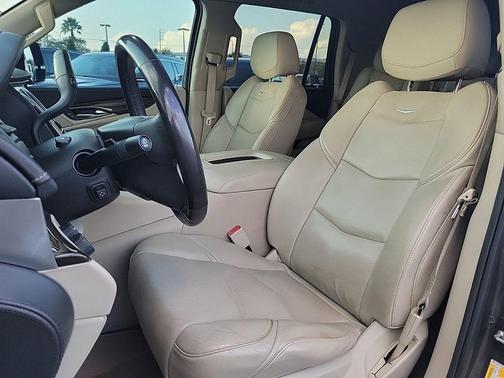 Dark Mocha Metallic 2020 Cadillac Escalade Luxury