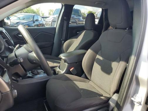 2020 Jeep Cherokee Latitude