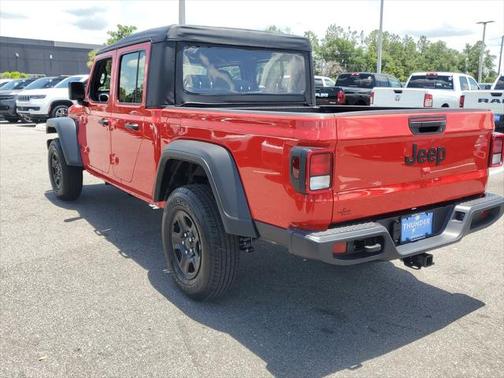 2025 Jeep Gladiator Sport