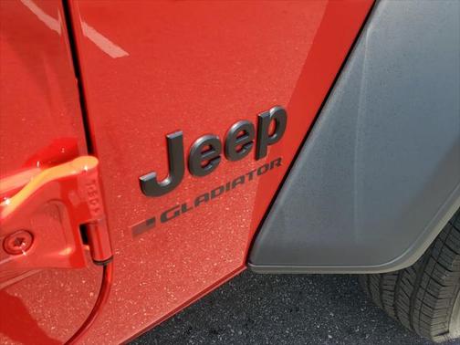 2025 Jeep Gladiator Sport