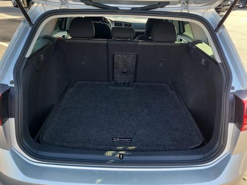 2017 Volkswagen Golf SportWagen TSI S