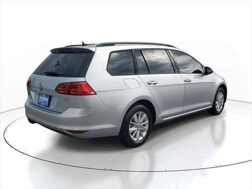 2017 Volkswagen Golf SportWagen TSI S