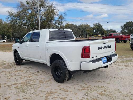 2026 RAM 3500 Limited Mega Cab 4x4 6'4' Box